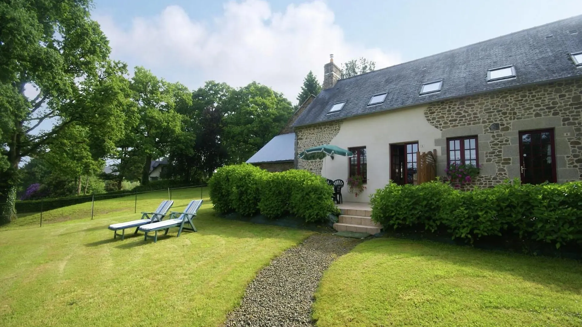 House With Stunning Views Across The Meadows Villa Bonnemain France
