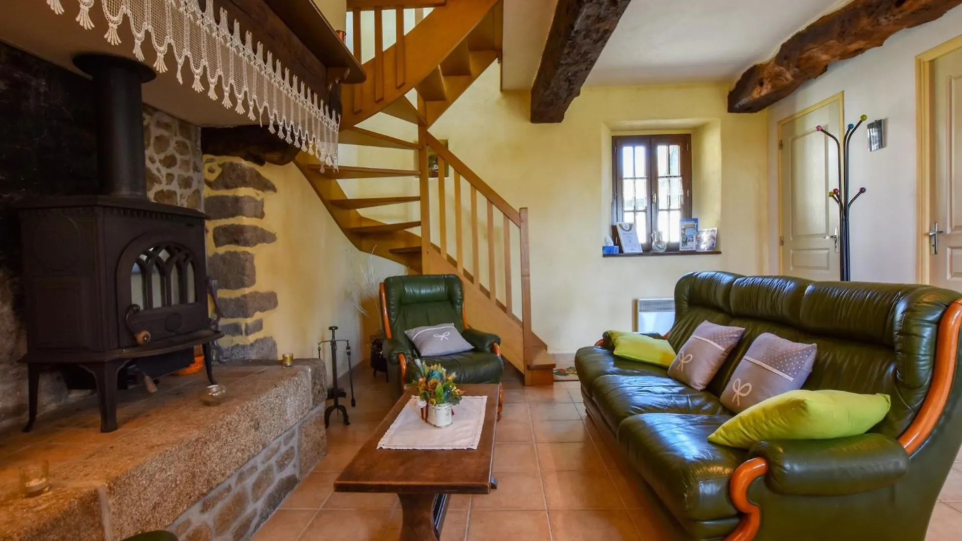 House With Stunning Views Across The Meadows Villa Bonnemain 0*,